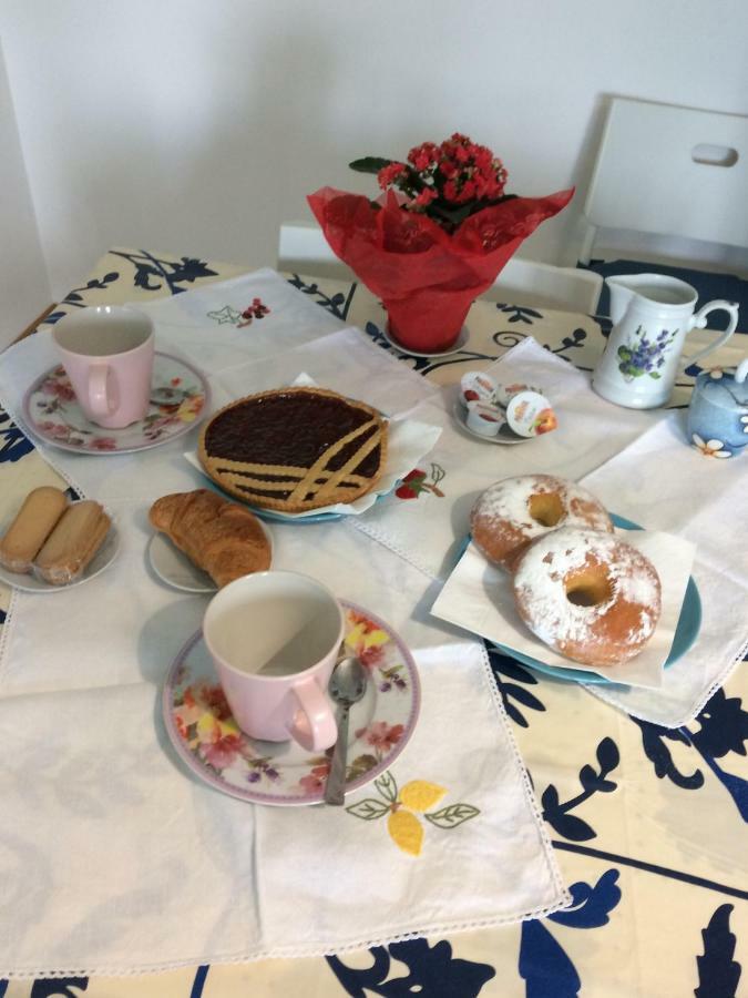 Casa "La Conchiglia" Bed & Breakfast Civitanova Marche Ngoại thất bức ảnh